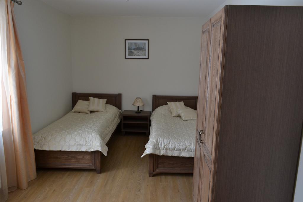 Pilaites Svetingi Namai Apartment Vilnius Phòng bức ảnh